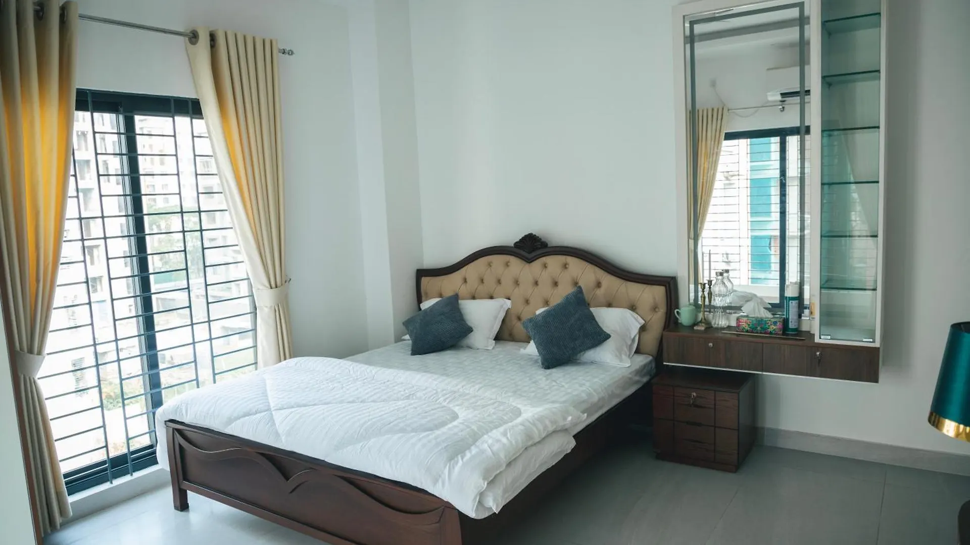 Holiday home Poolside Villa Dhaka